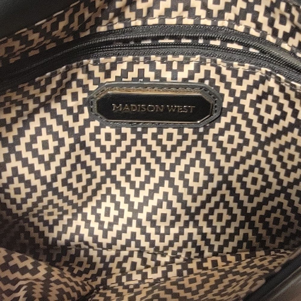 Women's Handbag - Picture 4 of 4